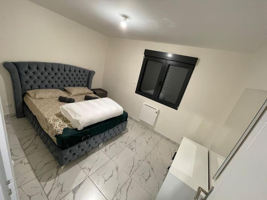 Ferienwohnung Masion Belle Vue Sarcelles Exterior foto