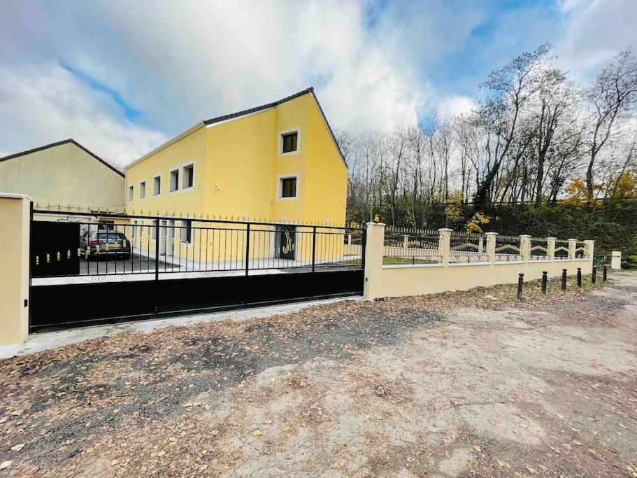 Ferienwohnung Masion Belle Vue Sarcelles Exterior foto